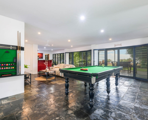 Holiday House Pool Table